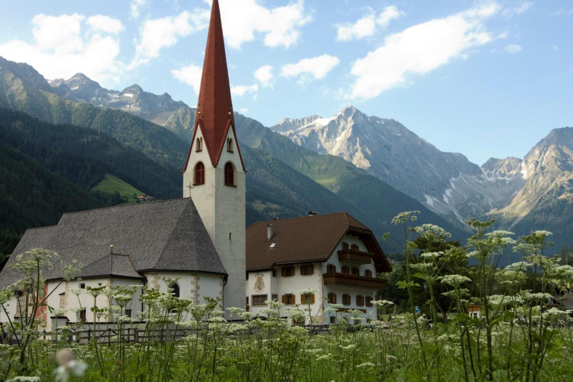 Hotel Messnerwirt Anterselva di Mezzo Bagian luar foto